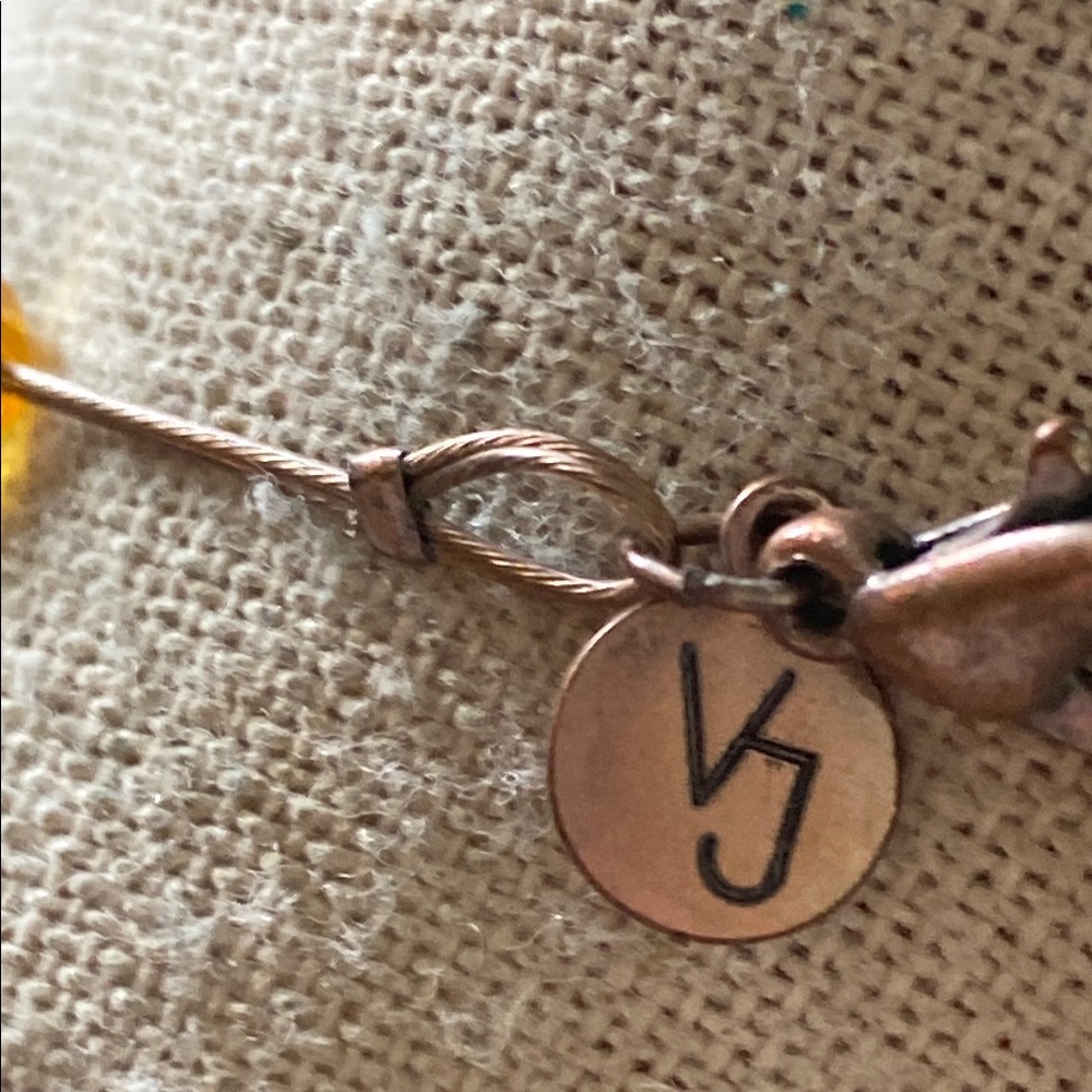 Yellow Amber-Style Round Stone Pendant Necklace - Picture 5 of 6